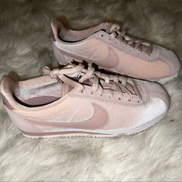 Pink Velvet Nike Cortez - Picture 2 of 6